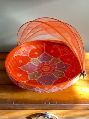 Rattan Woven Serving Tent Tray with Hand-painted Floral Pattern